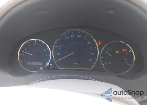 2010 Toyota Sienna Xle z USA, uszkodzony, nr VIN 5TDYK4CC5AS307821